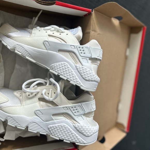 Nike Huarache Women’s Size 6US - Picture 1 of 7